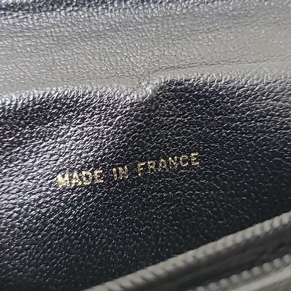 💯 Authentic Chanel Long Wallet 🍀 - Picture 9 of 13